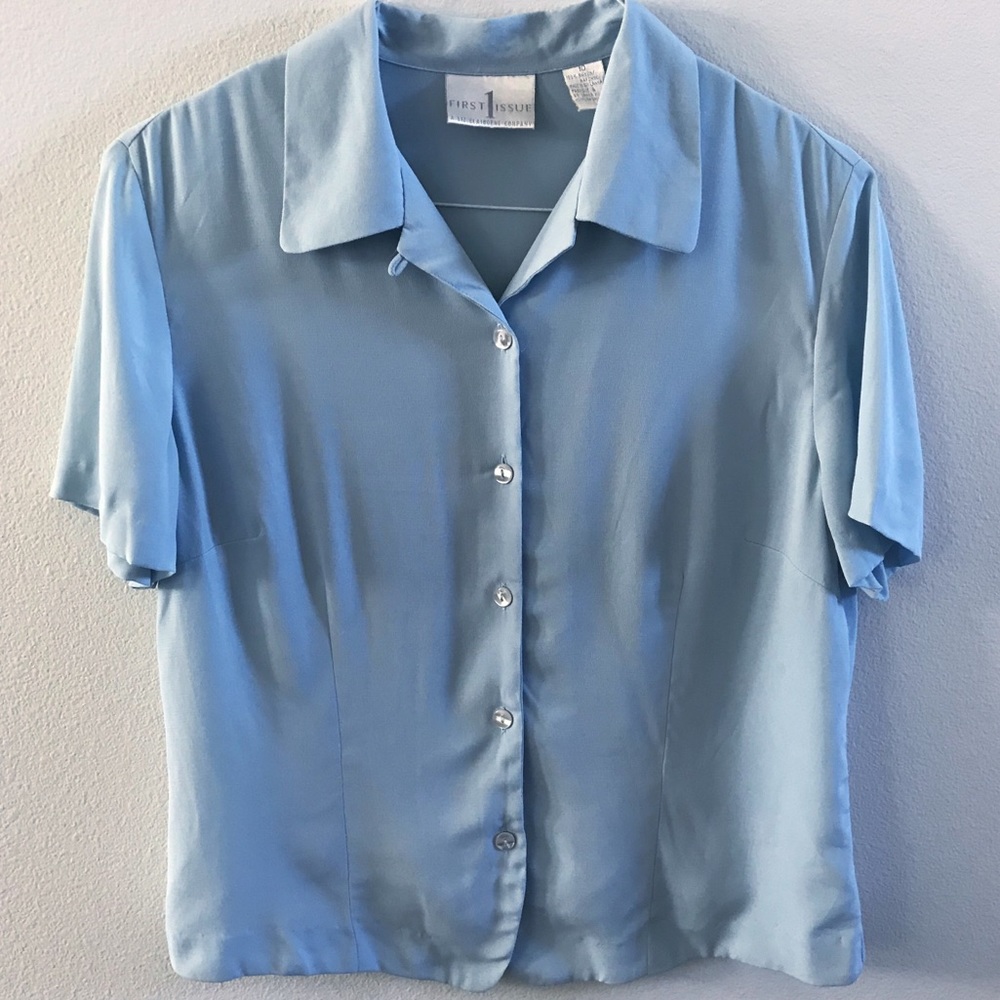 Liz Claiborne 10 Blue blouse Short Sleeve finished bottom to wear untucked